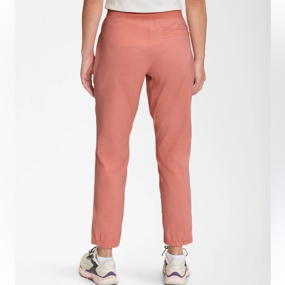 The North Face Class V Ankle Jogger Rose Down - Picture 3 of 11